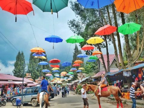 Pasar-Buah-Berastagi