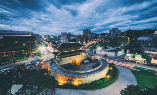 paket tour ke seoul - dongdaemun