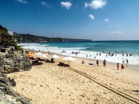 tempat melihat sunset di bali cocok untuk honeymoon - dreamland beach