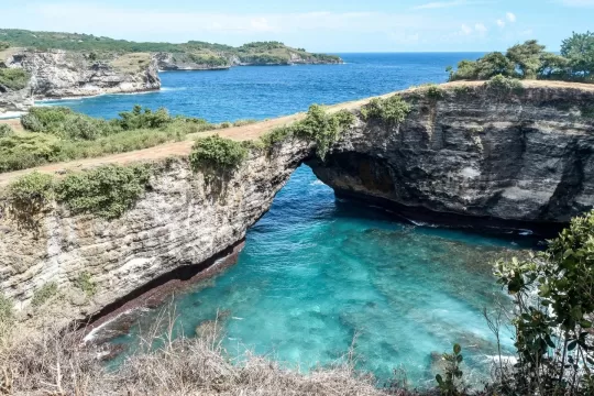 Broken beach & Angels billabong