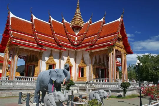 wat chalong temple phuket thailand