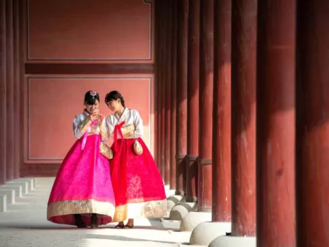 Pesona Hanbok